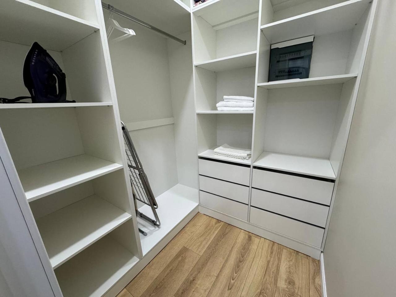 2-room жк комфорт сити Near Mega, Flat 15 Almaty